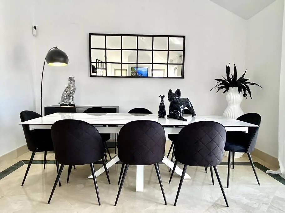 Yolo Spaces - Sotogrande Sea View Penthouse San Roque  Apartman