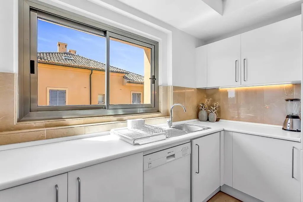 Yolo Spaces - Sotogrande Sea View Penthouse San Roque
