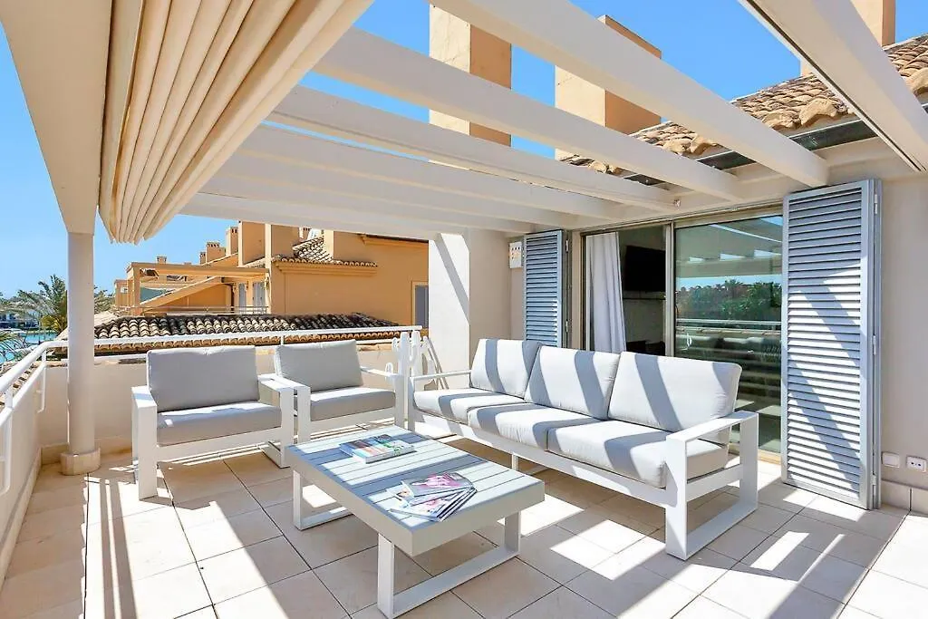 Yolo Spaces - Sotogrande Sea View Penthouse San Roque